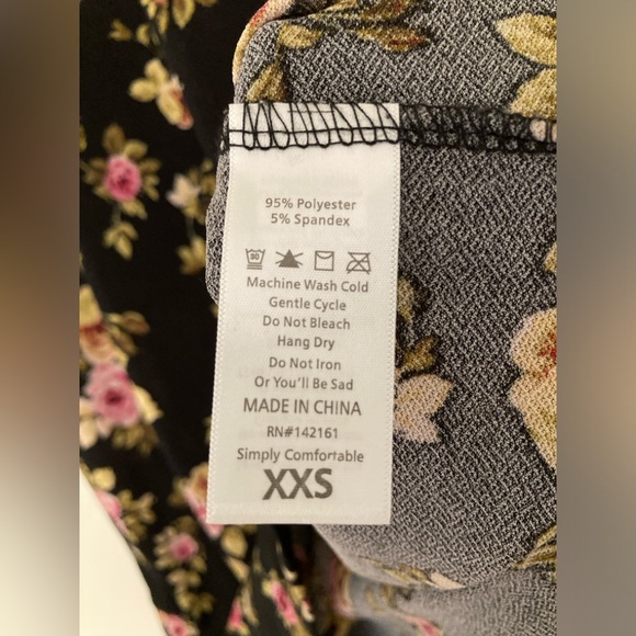 LuLaRoe Chelsea - floral print, size XXS. - Picture 5 of 6